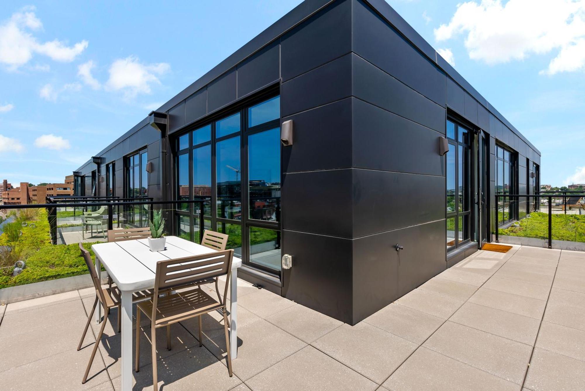 Aparthotel Pure Voyage Shaw Washington Exterior foto